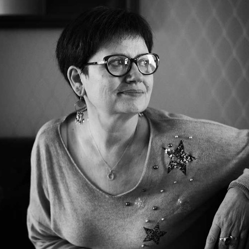 Éliane LEVET Éliane LEVET photo en noir et blanc - coiffure événementielle